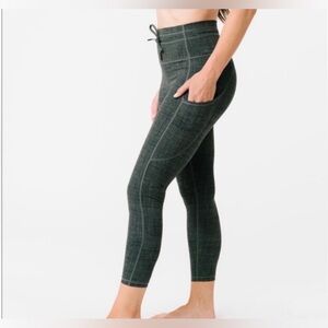 ZYIA Pocket  Leggings Size 4 Women’s Sage Medley Color *missing drawstring